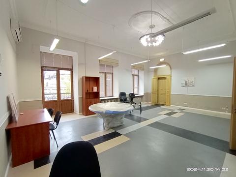 комерційна за адресою Павла Зеленого вул. (Коблевська), 41