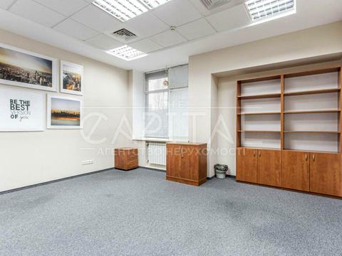 комерційна за адресою Старонаводницька вул., 13