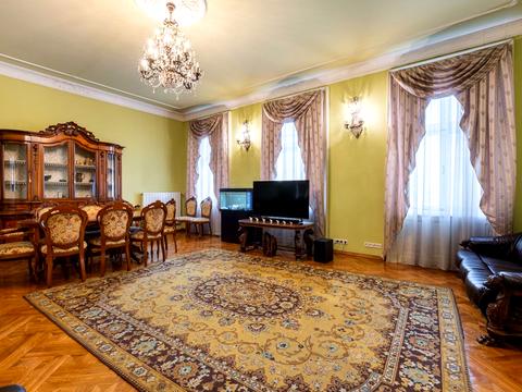 квартира за адресою Героїв Майдану вул. (Гвардійська), 8