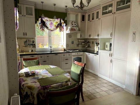 будинок за адресою вишнева