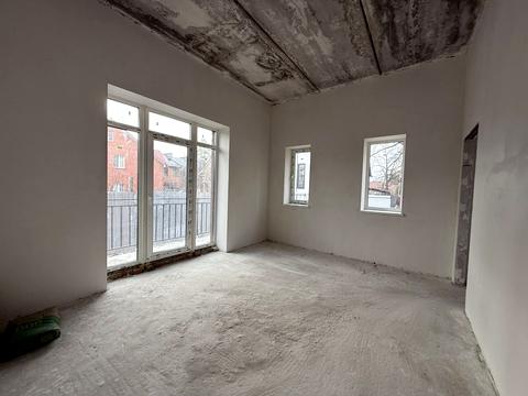 комерційна за адресою Соборна вул., 107л