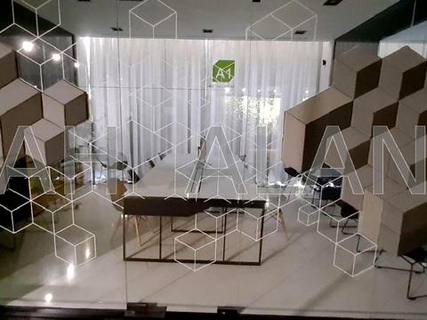 комерційна за адресою Вацлава Гавела бульв. (Івана Лепсе), 6