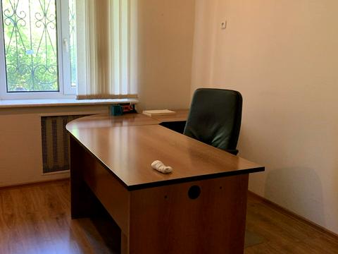 комерційна за адресою Хорива пров., 4