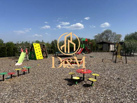 будинок за адресою Центральна вул.