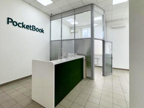 комерційна за адресою Лаврська вул. (Січневого Повстання), 16