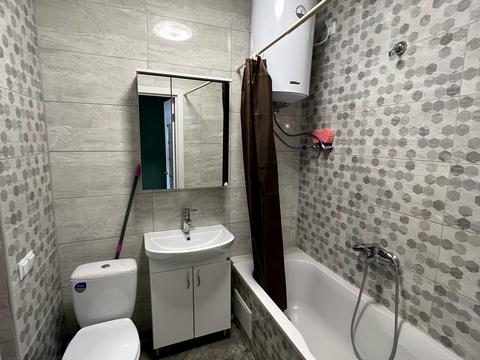 квартира за адресою Гранітна вул., 1