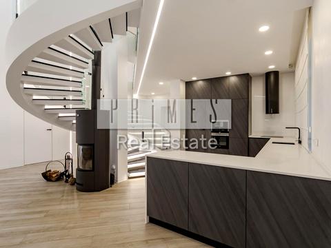 будинок за адресою Вишнева вул.