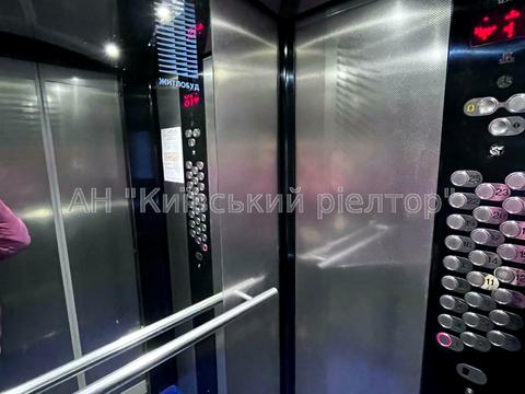 квартира за адресою Євгена Коновальця вул. (Щорса), 36-Б