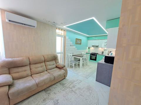 квартира за адресою Білогірська вул., 18б