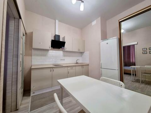 квартира за адресою Любомира Гузара просп. (Космонавта Комарова), 46-Б