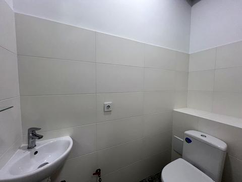 коммерческая по адресу Короленко ул., 2к