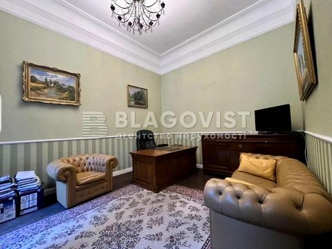 комерційна за адресою Ольгинська вул., 2/1