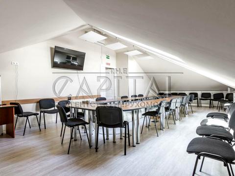 комерційна за адресою Велика Васильківська вул. (Червоноармійська), 74