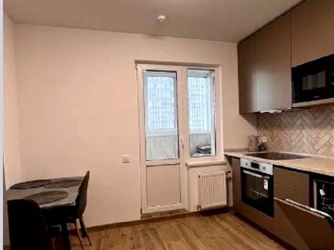 квартира за адресою Софії Русової вул., 7-Г