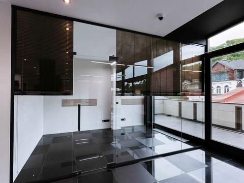 комерційна за адресою Гончарна вул., 9-А