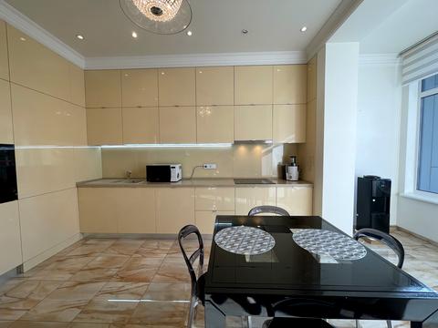 квартира по адресу Андрея Верхогляда ул. (Михайла Драгомирова), 20