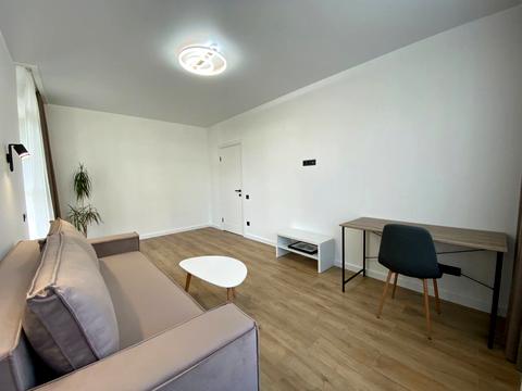квартира за адресою Топольна вул., 4б