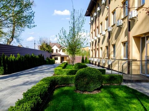 квартира за адресою Центральна вул., 10