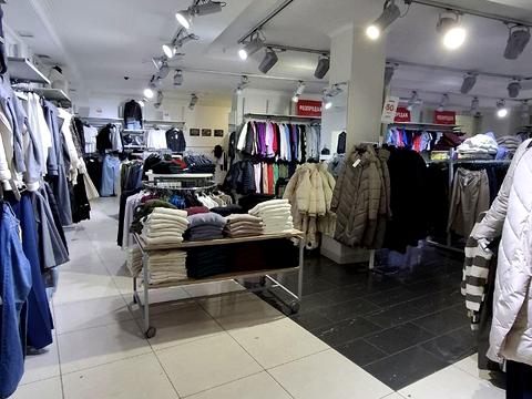 комерційна за адресою Ринок пл., 18