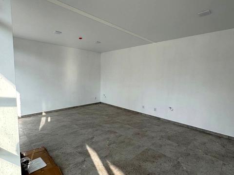 комерційна за адресою вул. Кропивницького Марка, 4