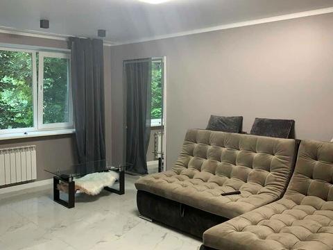 квартира за адресою Шкільна вул. (Героїв Сталінграда), 222