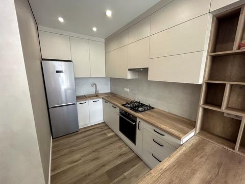 квартира по адресу Угорская ул., 12