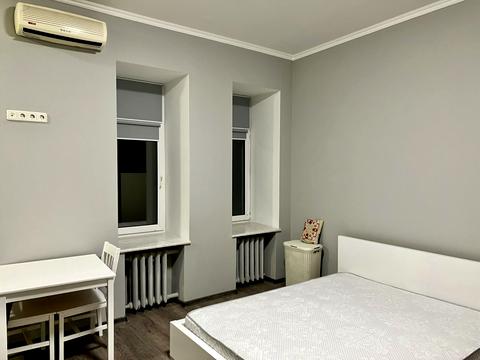 квартира за адресою Євгена Чикаленка вул. (Пушкінська), 12в