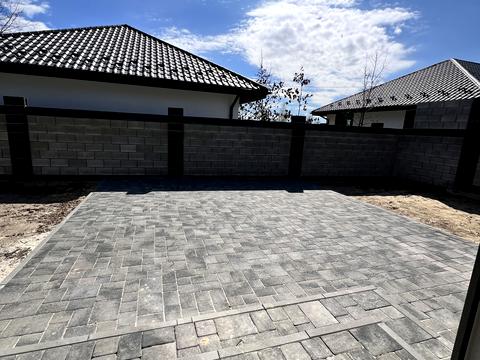 дом по адресу Бориса Лятошинського ул. (1 Травня)