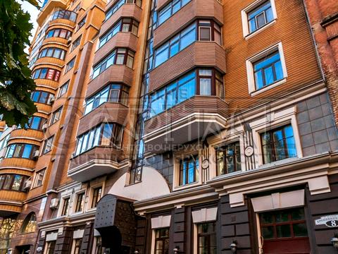 квартира за адресою Кропивницького вул., 8