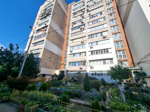 квартира за адресою Митрополита Андрея Шептицького вул. (Анатолія Луначарського), 3-А