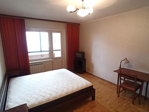 квартира за адресою В'ячеслава Чорновола вул., 8