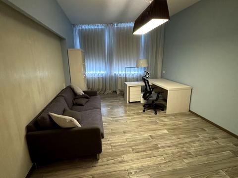 квартира за адресою вул. Мирного Панаса, 1