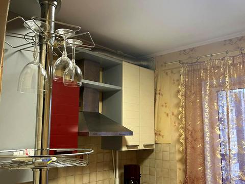 квартира по адресу Ревуцкого ул., 25