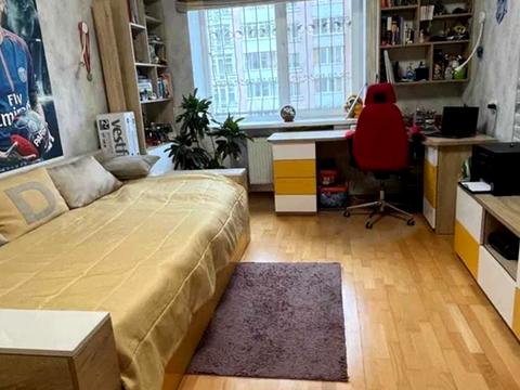 квартира за адресою Плугова вул., 2а