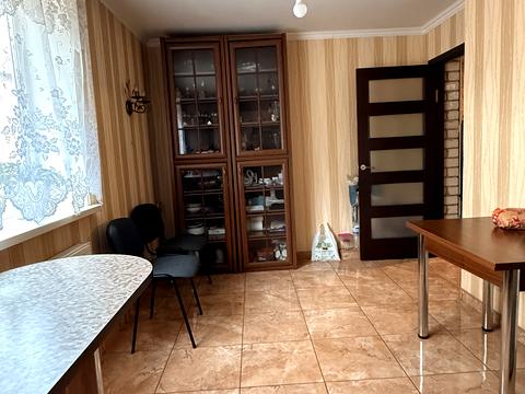 будинок за адресою Вишнева, 8