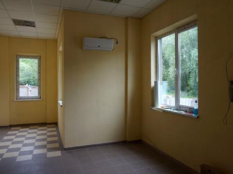 комерційна за адресою Магістральна вул., 33