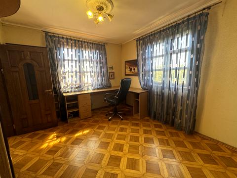 будинок за адресою Орхідейна