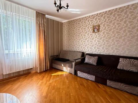будинок за адресою с. Басівка, Озерна, 44
