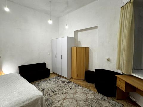 квартира за адресою Якова Головацького вул., 10