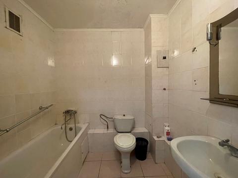 комерційна за адресою Ореста Васкула вул., 8-А