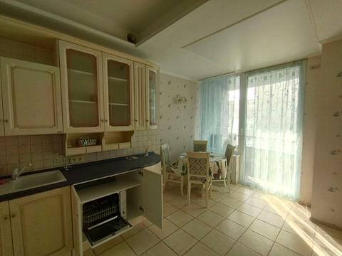квартира за адресою Літературна вул., 1а