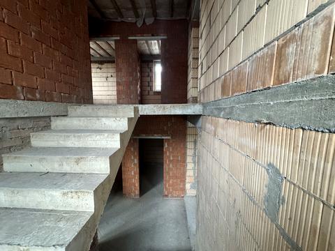 будинок за адресою Олега Кошового