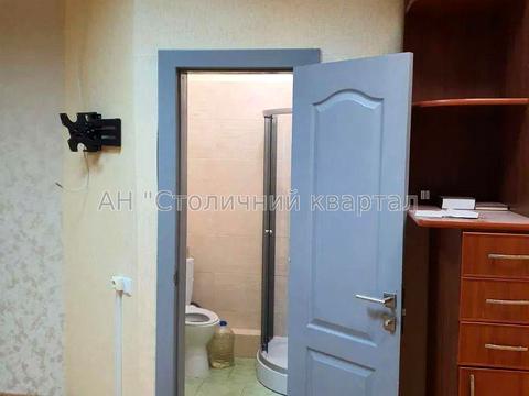 комерційна за адресою Леся Курбаса просп., 1-Б