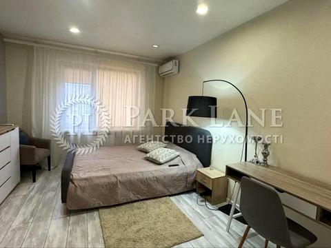 квартира по адресу Ларисы Руденко ул., 21