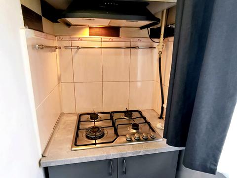 будинок за адресою Суровцової