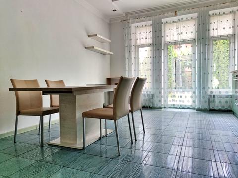 будинок за адресою Вовчок Марко, 1а