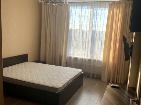 квартира за адресою Богатирська вул., 6-А