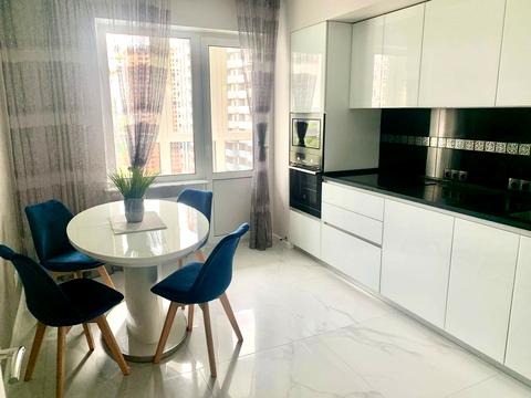 квартира за адресою Бориса Гмирі вул., 16а