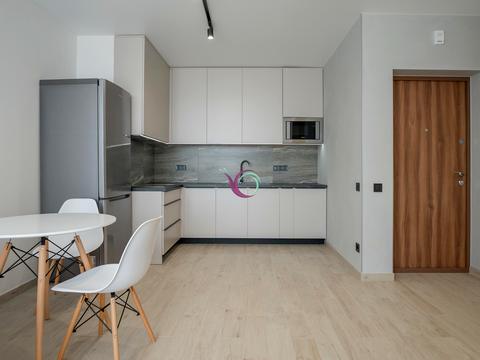 квартира за адресою Олександра Олеся вул., 8/17