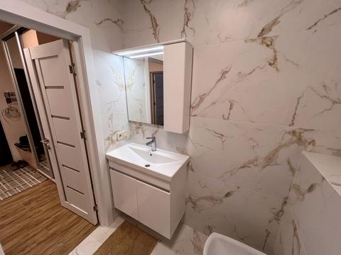 квартира за адресою Богдана Хмельницького вул., 73-Б